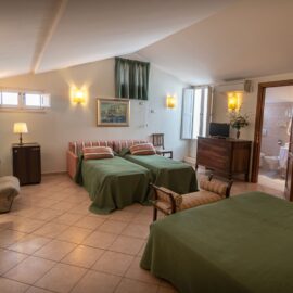 Camera Tripla | Hotel Umbra tre stelle nel centro storico di Assisi