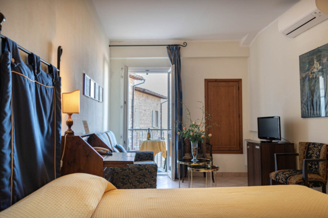Camera - Hotel Umbra | Hotel tre stelle nel centro storico di Assisi